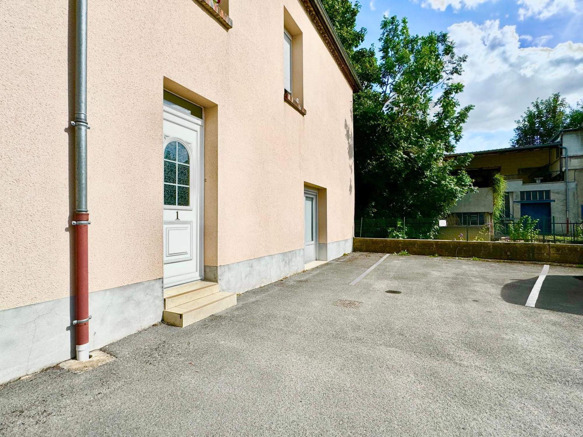 Le Cubry : Appart Hyper-Centre Avec Une Place De Parking Epernay Bagian luar foto